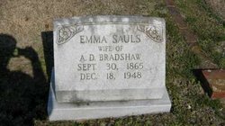 Emma <I>Sauls</I> Bradshaw 