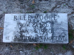 Robert Lee Moore 