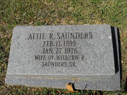 Altie <I>Reynolds</I> Saunders 