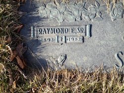 Raymond Edward Swan Sr.