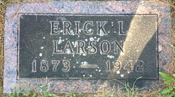 Erick L Larson 