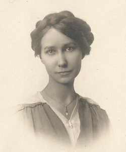 Emma Pauline Larson 