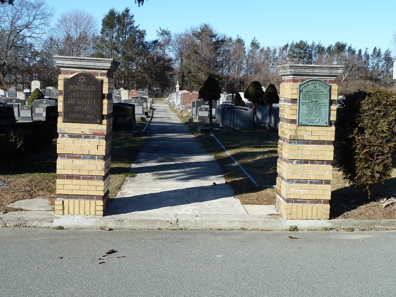 Imas-Roxbury Lodge Cemetery