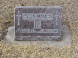 Bruce McNamer 
