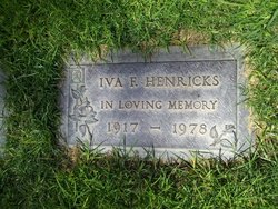 Iva Fern <I>Tucker</I> Henricks 