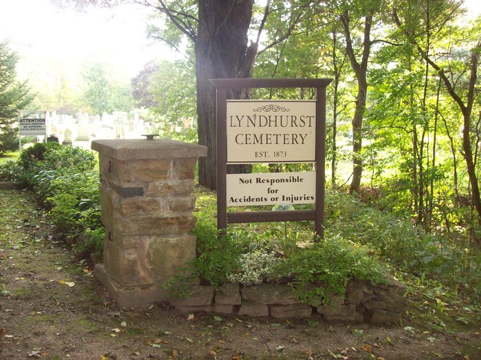 Lyndhurst Cemetery