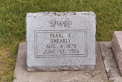 Evert Pearl Snearly 