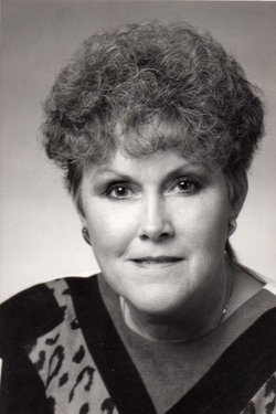 Suzanne Gay “Suzy” <I>Fisher</I> Foster 