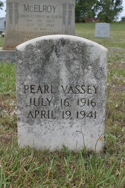 Pearl Vassey 