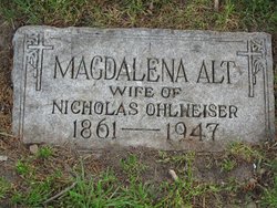 Magdalena <I>Alt</I> Ohlweiser 