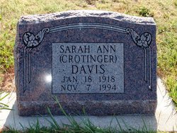 Sarah Ann <I>Crotinger</I> Davis 