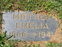 Emelia Younghein 