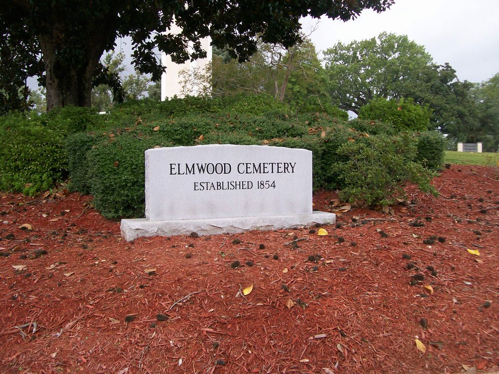 Elmwood Memorial Gardens