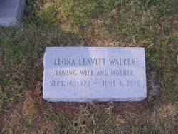 Leona “Lona” <I>Leavitt</I> Walker 
