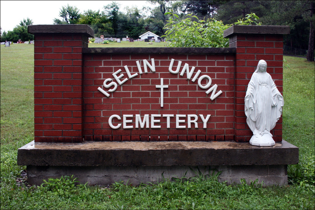Iselin Cemetery