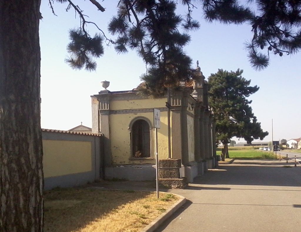 Dovera Cemetery