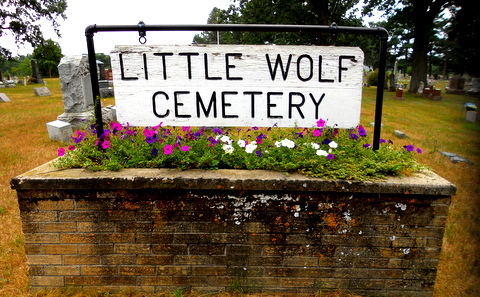 Little Wolf Cemetery