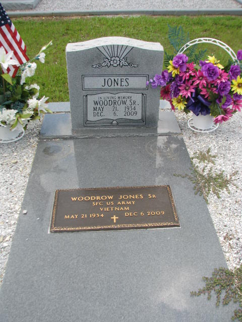 Woodrow Jones Sr. (1934-2009) - Find a Grave Memorial