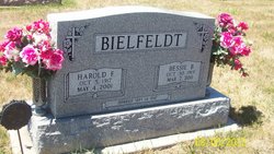 Bessie B. “Bess” <I>Lage</I> Bielfeldt 