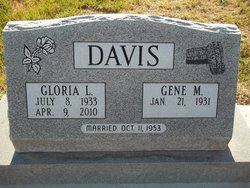 Gloria Louise <I>Doschades</I> Davis 