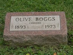 Lillian Olivet “Olive” <I>LaHue</I> Boggs 