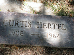 Curtis Hertel 