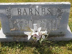 Dorothy E <I>Lobb</I> Barnes 