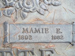Mamie E <I>Hooker</I> Paquette 