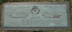 Oscar J Oberman 