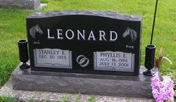 Phyllis E. <I>Pretzlaff</I> Leonard 