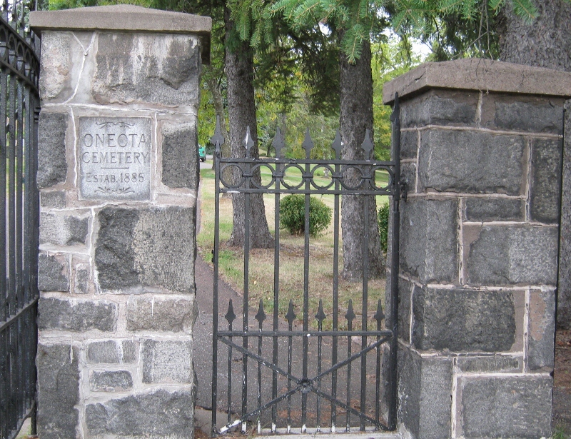 Oneota Cemetery
