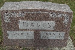 Annie E <I>Johnson</I> Davis 