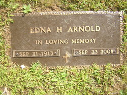 Edna Amanda <I>Heller</I> Arnold 