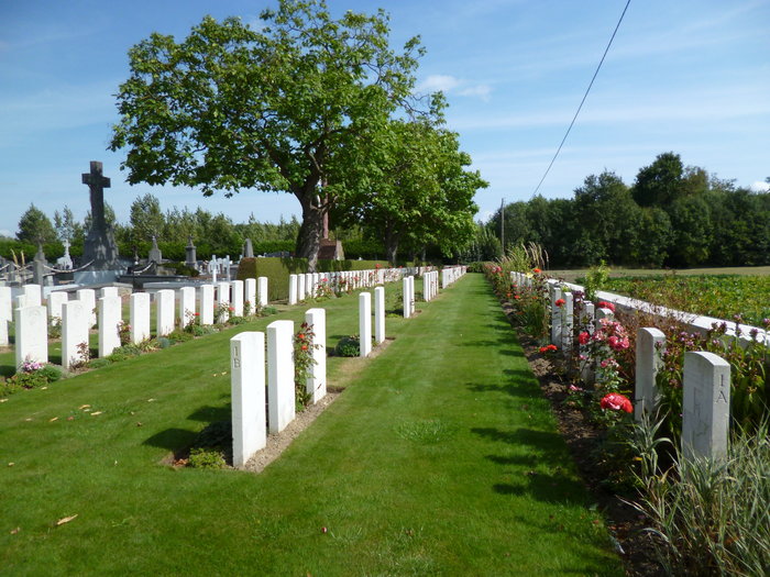 Saint Venant Communal Cemetery