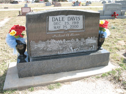 Dale Davis 