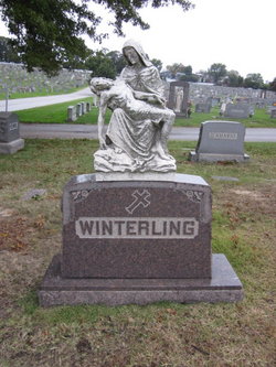 Hattie C <I>Bernwinkler</I> Winterling 