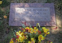 Julie Ann Honerkamp 
