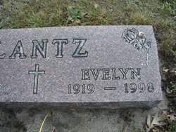 Evelyn Elaine <I>Linell</I> Lantz 