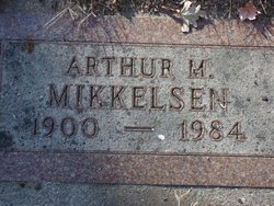Arthur M Mikkelsen 
