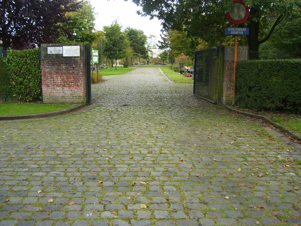 Wondelgem Communal Cemetery