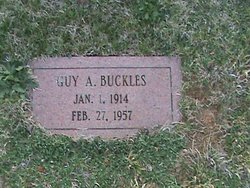 Guy Buckles 