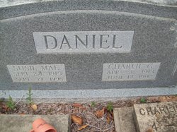 Charlie G Daniel 