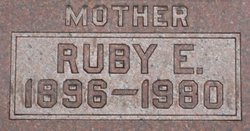 Ruby Esther <I>Cox</I> Welch 