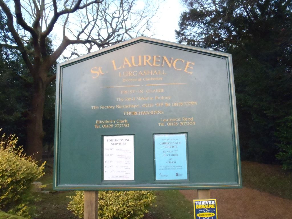 St Laurence Churchyard