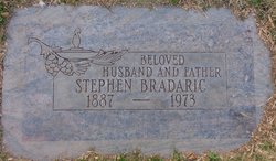 Stephen Bradaric 