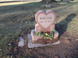 Mary Lenz 