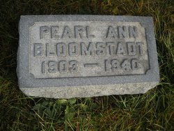 Pearl Ann <I>Robertson</I> Bloomstadt 