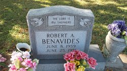 Robert Alvarado Benavides 