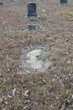 Unmarked Grave 13 Unknown 