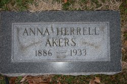 Anna Lorene <I>Herrell</I> Akers 